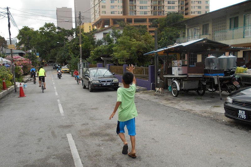 Kampung Baru guided cycling tour