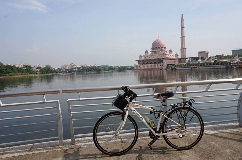 Putrajaya guided bicycle tour